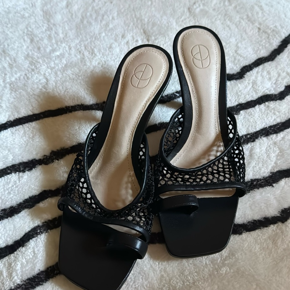 Porte and Paire black mesh sandals